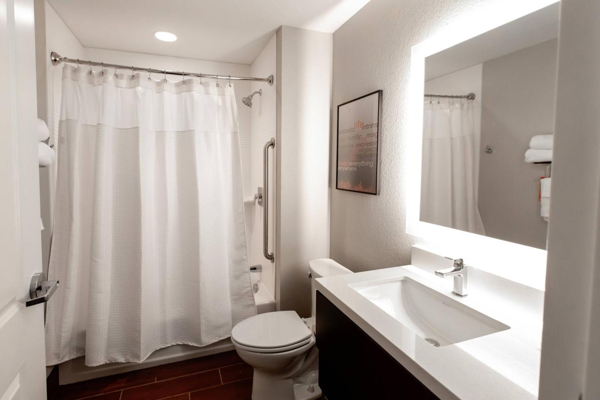 Towneplace Suites By Marriott Louisville Airport Buitenkant foto